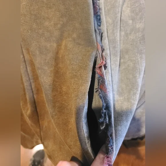 New Oli & Hali Oversized Patchwork Mineral Wash Hoodie with Plaid Accents Sz M/L - Picture 16 of 16